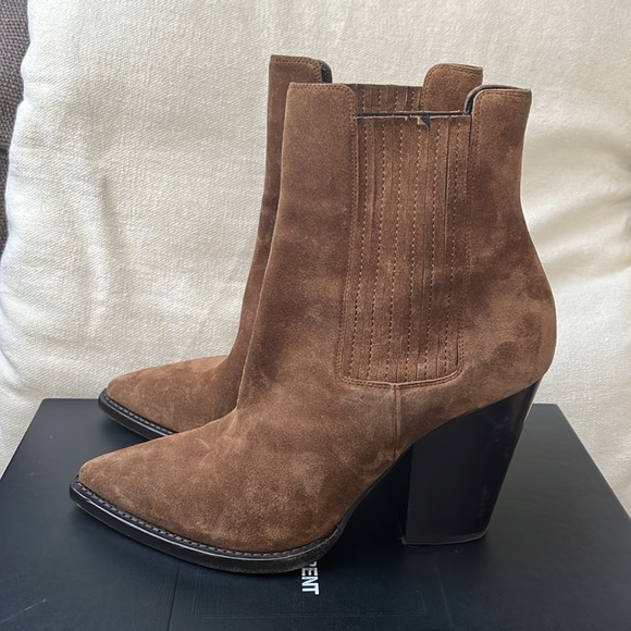 Saint Lauren- CHELSEA BOOTIES WITH A POINTED TOE - Picture 11 of 14